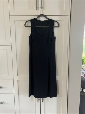 Boss Hugo Boss Black Sleeveless Midi Dress size 6
